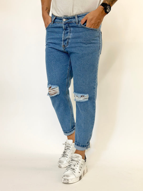 Jeans C.H cropped intermedio rotture ginocchio